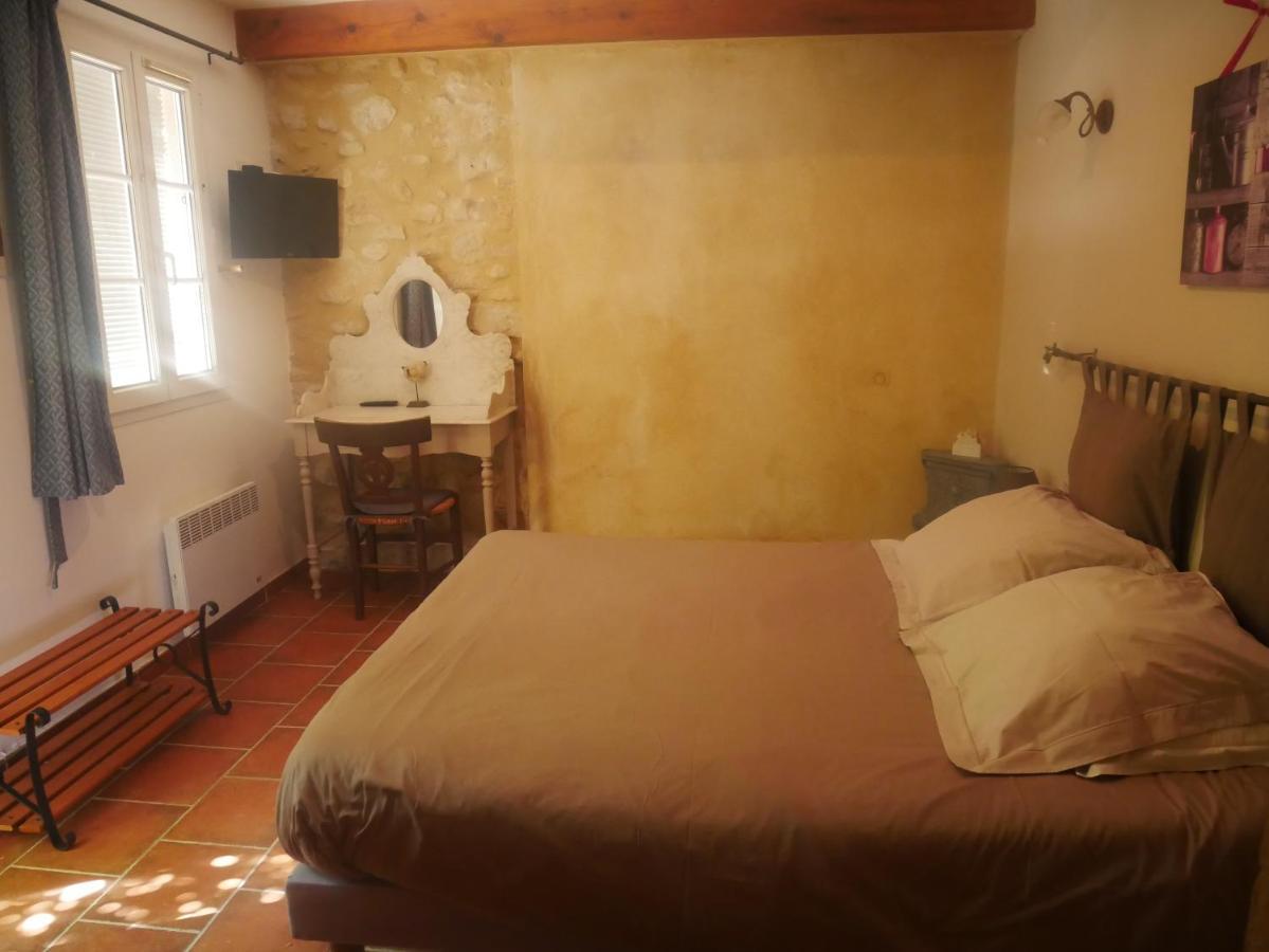 La Feniere Bed and Breakfast Vénéjan Eksteriør billede
